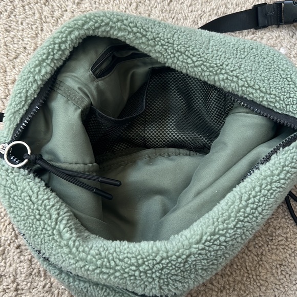 Free people movement Overachiever Teddy Sherpa Sling - Picture 3 of 6